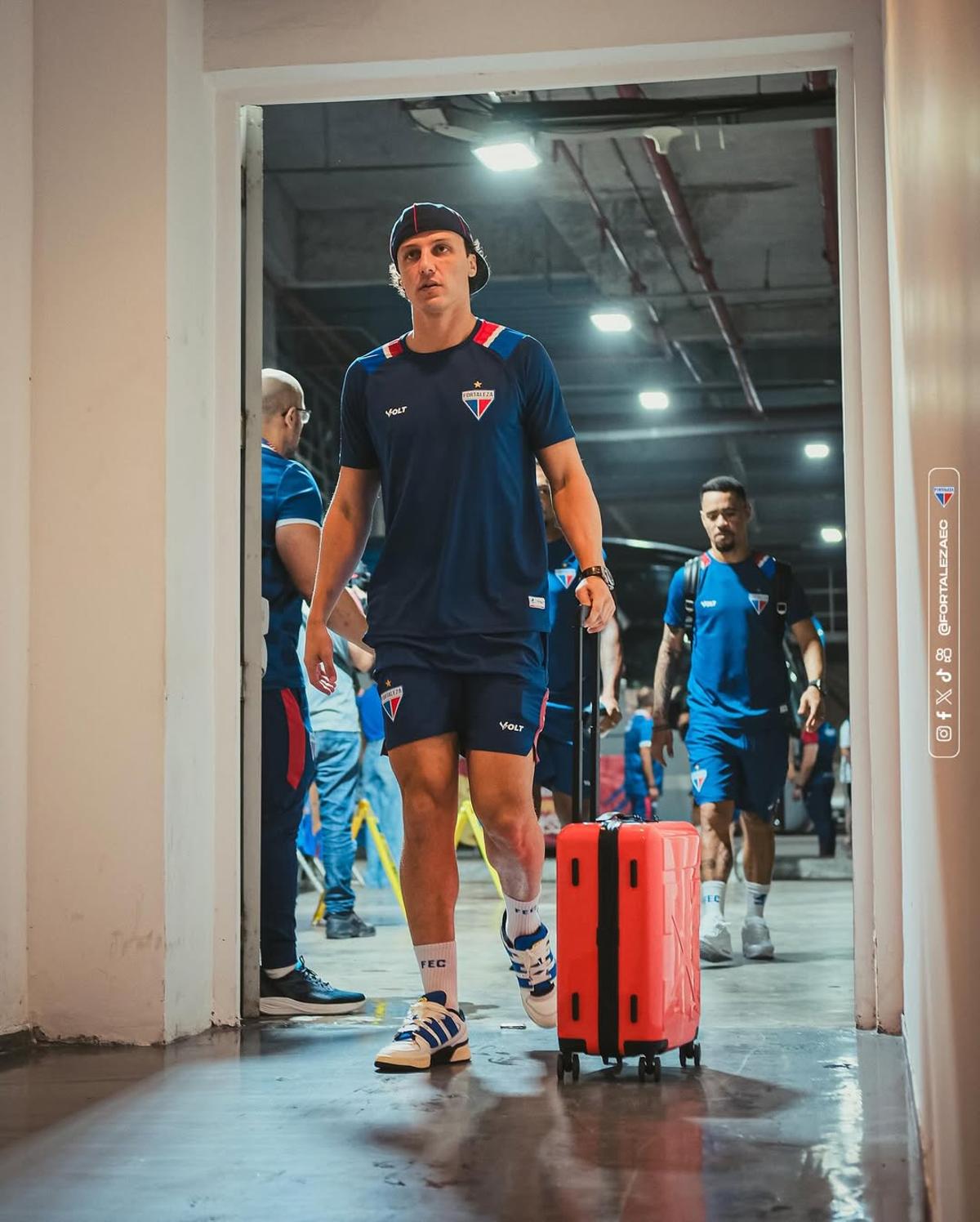 Fostul star de la Chelsea și Arsenal, de nerecunoscut » A ajuns viral în țara natală