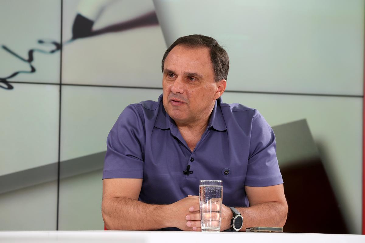 „De ce parte ești, ca să te bag la apă?” » Basarab Panduru, răspuns direct pentru Ovidiu Ioanițoaia: „Aia este Steaua noastră”