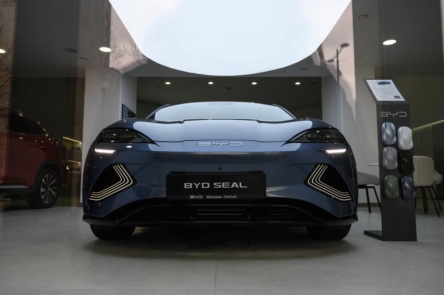 Salonul Auto de la Shanghai: China spulberă toate recordurile, cu peste 100 de modele noi, unele integrând AI-ul Deep Seek. Cele mai tari informații