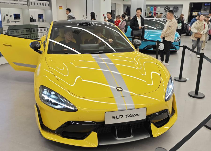 Salonul Auto de la Shanghai: China spulberă toate recordurile, cu peste 100 de modele noi, unele integrând AI-ul Deep Seek. Cele mai tari informații