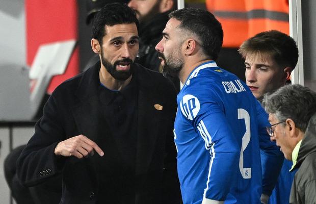 Conflict la vârf la Real Madrid! Canizares, furios pe o decizie a lui Arbeloa: „Răutatea se scurge mai lent decât iaurtul! Ar trebui să joace și dacă e șchiop!”