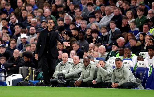 Liam Rosenior are 23 de meciuri ca manager la Chelsea, cu un bilanț de 11 victorii, 2 egaluri și 10 eșecuri, golaveraj 47-38 / Foto: GettyImages