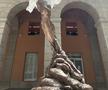 Sculptură COVID-19