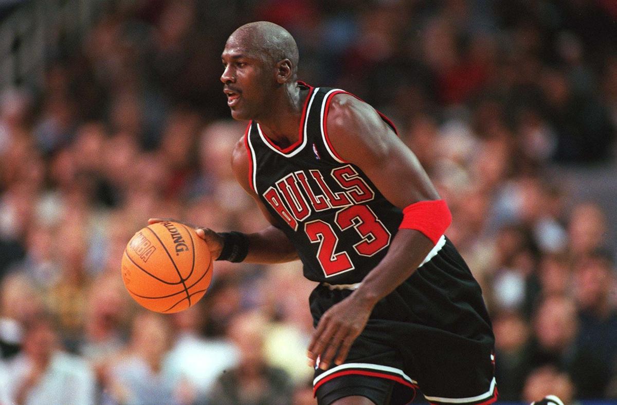 Michael Jordan împlinește azi 62 de ani! » 23 de lucruri neștiute: de ce a mituit un angajat al unui aeroport + Fobia cu care a rămas pe viață
