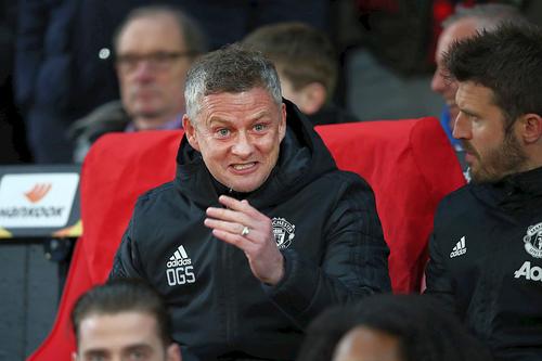 Crystal Palace - Manchester United, partidă din cadrul etapei cu numărul 36 din Premier League, se dispută azi, de la ora 22:15. Pentru formația vizitatoare, ultimele zile au fost extrem de intense, dar ceea ce urmează e mult mai rău.
