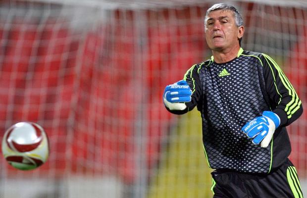 Dumitru „Țețe” Moraru, vizibil deranjat de jignirile lui Cornel Dinu: „Îmi este rușine de cei din familia mea pentru vorbele spuse de acest om”