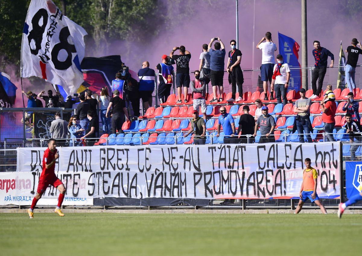 CSA Steaua - Afumați 2-0. Ilie Dumitrescu, impresionat de ostilitățile din Ghencea: „Un sentiment extraordinar! E ceva special”