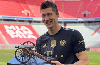 Fabulos: Lewandowski a bătut recordul lui Muller în minutul 90!