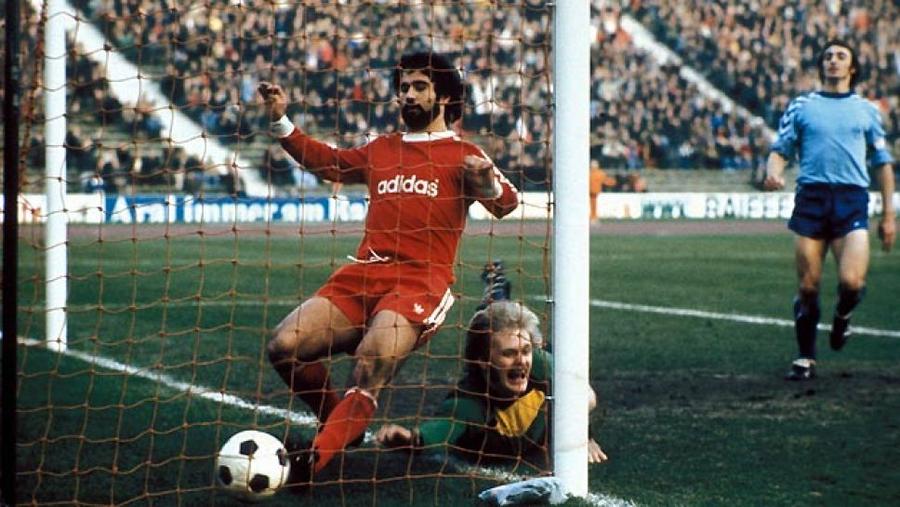 Gerd Muller Fabulos: Lewandowski a bătut recordul lui Muller în minutul 90!