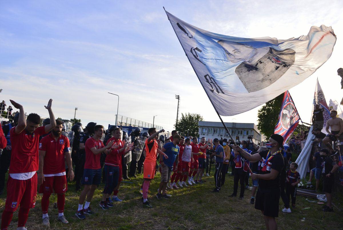 Fani la CSA Steaua - CS Afumați, baraj promovare Liga 2