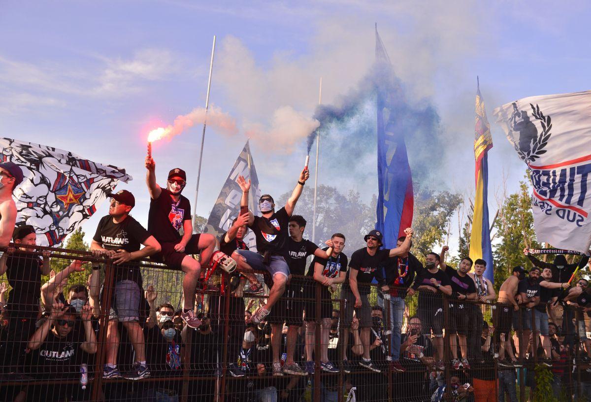 Fani la CSA Steaua - CS Afumați, baraj promovare Liga 2