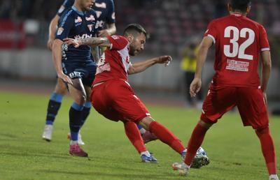 A jucat în 29 de meciuri în acest sezon din Liga 1 și a aflat de pe Facebook că l-au dat afară: „E rușinos!”