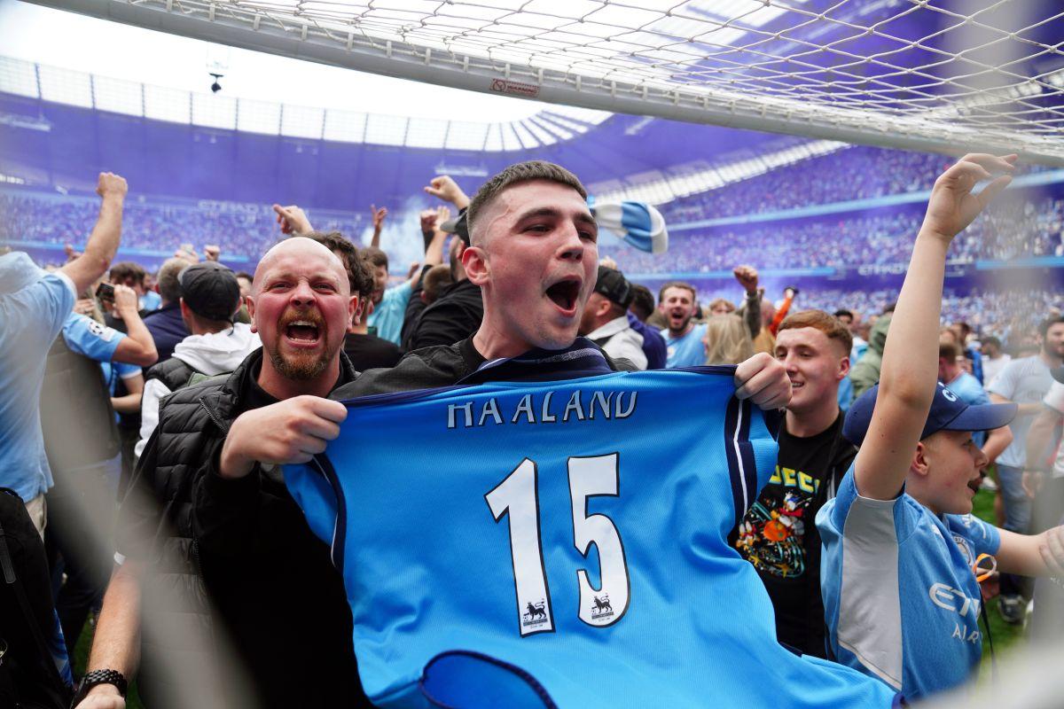 Manchester City, din nou stăpâna Angliei: 5 minute FABULOASE pentru al patrulea titlu cu Guardiola! Liverpool a sperat până aproape de final