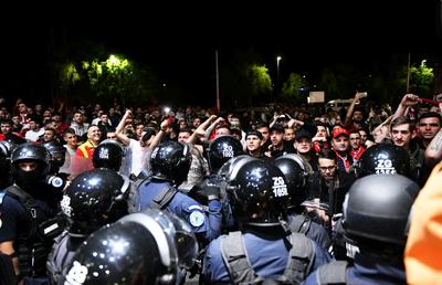 Cu ochii pe poarta de la Săftica: suporterii lui Dinamo vin în cantonamentul jucătorilor lui Uhrin jr.