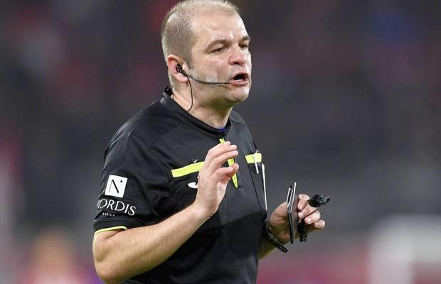 FRF a anunțat arbitrul pentru Cupa României » CCA l-a delegat pe gafeurul Ligii 1
