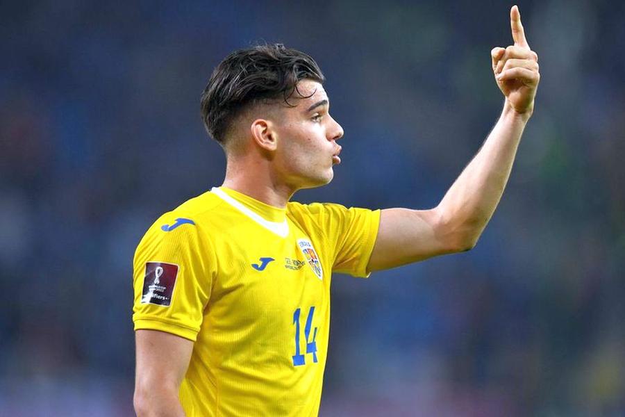 Gestionarea relației cu Ianis Hagi, dar mai ales cu tatăl său, Gheorghe Hagi, a devenit una dintre preocupările selecționerului Iordănescu jr. Unde sunt „piscurile” echipei naționale?