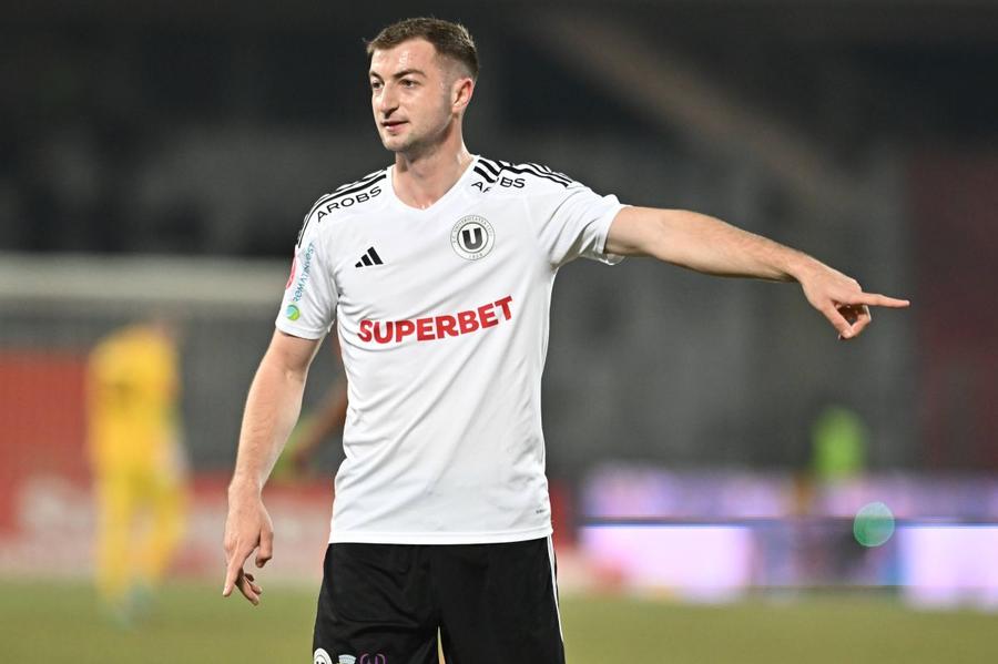 În 2014, Daniel Popa se declara stelist Ce a transferat, de fapt, FCSB? Daniel Popa, țeapă sau pariu inspirat? Comparație în ȘASE puncte cu Louis Munteanu