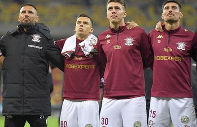 La două zile după instalarea lui Neil Lennon, Rapid a anunțat primele 3 plecări: „E normal să remaniem lotul!”