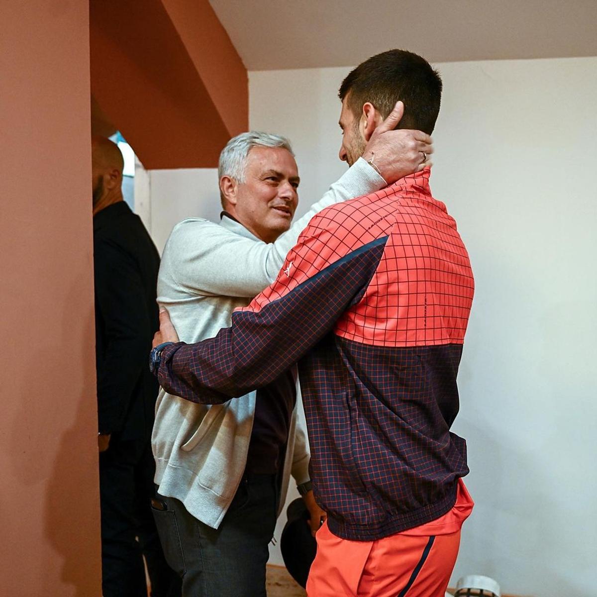 Novak Djokovic, copilul simplu din Belgrad » Imagini UNICE, nemaivăzute, publicate de fostul său coleg de bancă: „De ce venea cu bomboane în fiecare luni”