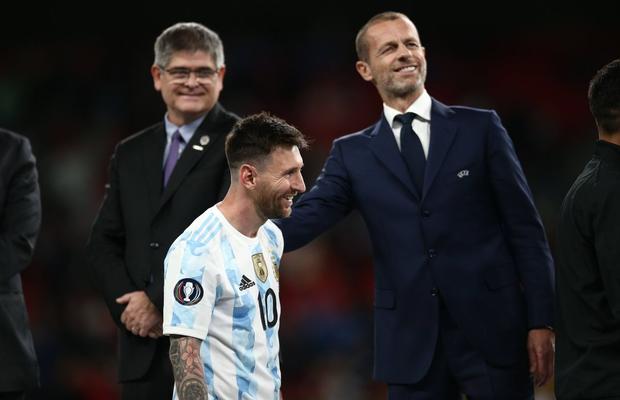 Veste șocantă în lumea fotbalului » Messi, suspectat de tentativă de deturnare de fonduri alături de Pique, Rubiales şi Ceferin