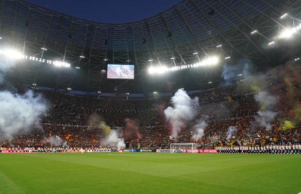 Budapest sau Bucharest? Sigur n-ați greșit?  » UEFA a anunțat orașele următoarelor două finale Champions League și Europa League