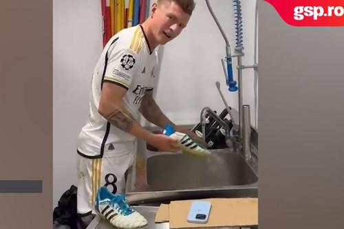 Toni Kroos filmat în acest sezon în timp ce își spăla singur ghetele