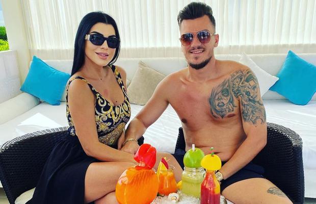 „Nu duce gunoiul, nu strânge masa, nu face altceva decât bani” » Cum e căsnicia Andreei Tonciu cu un fost sportiv de peformanță: „Ce, mi-am luat sclav?”