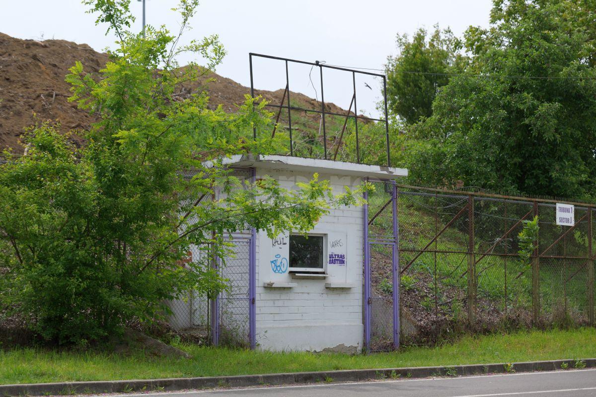 Vizită GSP pe șantierul de pe „Dan Păltinișanu” » Printre ruinele de pe „Monumentalul” violet: așa arată azi arena lui Poli Timișoara