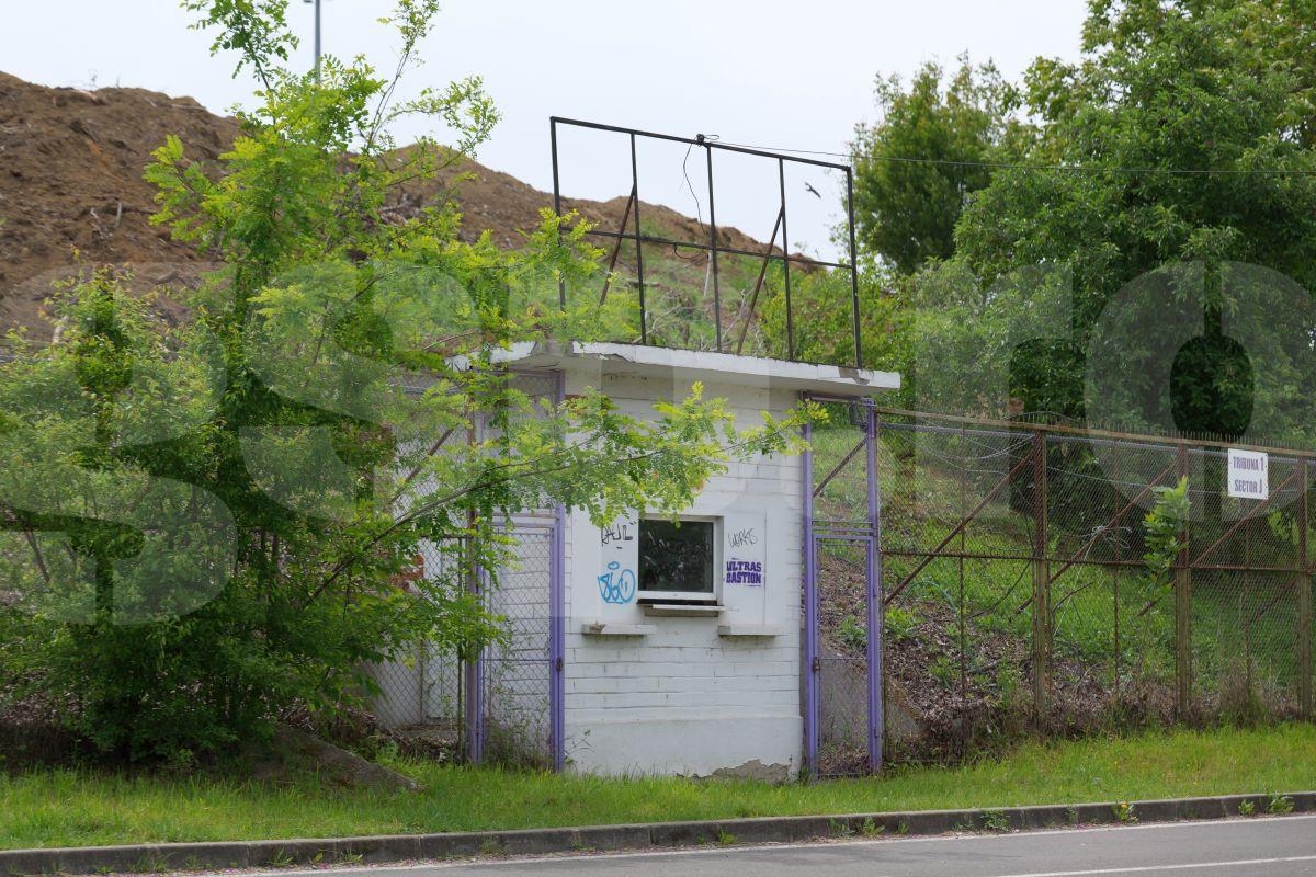 Vizită GSP pe șantierul de pe „Dan Păltinișanu” » Printre ruinele de pe „Monumentalul” violet: așa arată azi arena lui Poli Timișoara