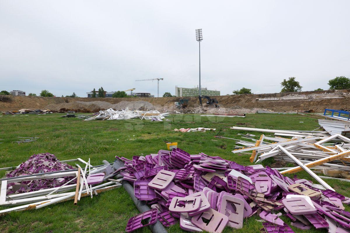 Vizită GSP pe șantierul de pe „Dan Păltinișanu” » Printre ruinele de pe „Monumentalul” violet: așa arată azi arena lui Poli Timișoara
