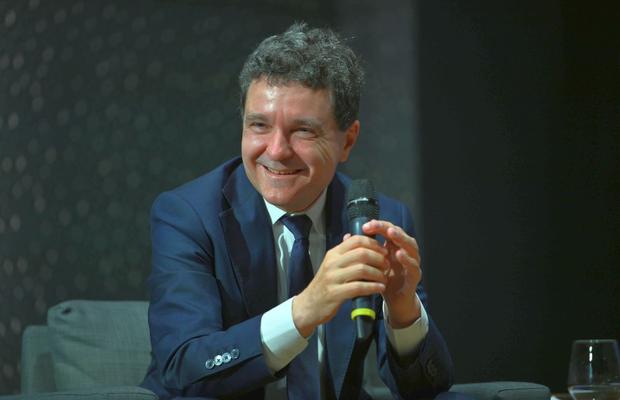 Nicușor Dan, răspuns în dezbaterea momentului din lumea sportului