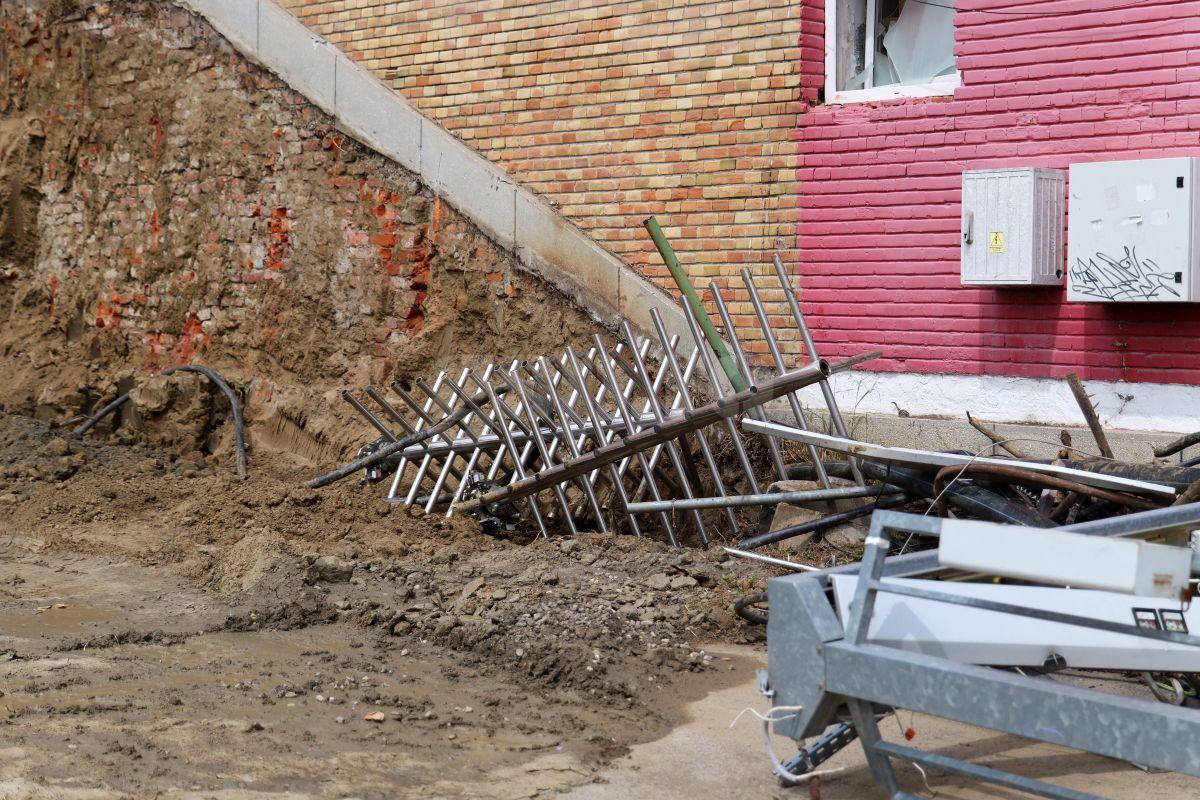 Vizită GSP pe șantierul de pe „Dan Păltinișanu” » Printre ruinele de pe „Monumentalul” violet: așa arată azi arena lui Poli Timișoara