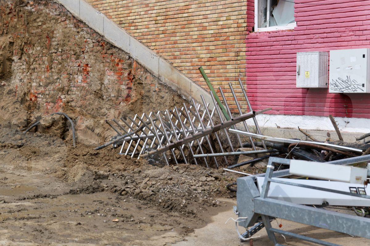 Vizită GSP pe șantierul de pe „Dan Păltinișanu” » Printre ruinele de pe „Monumentalul” violet: așa arată azi arena lui Poli Timișoara