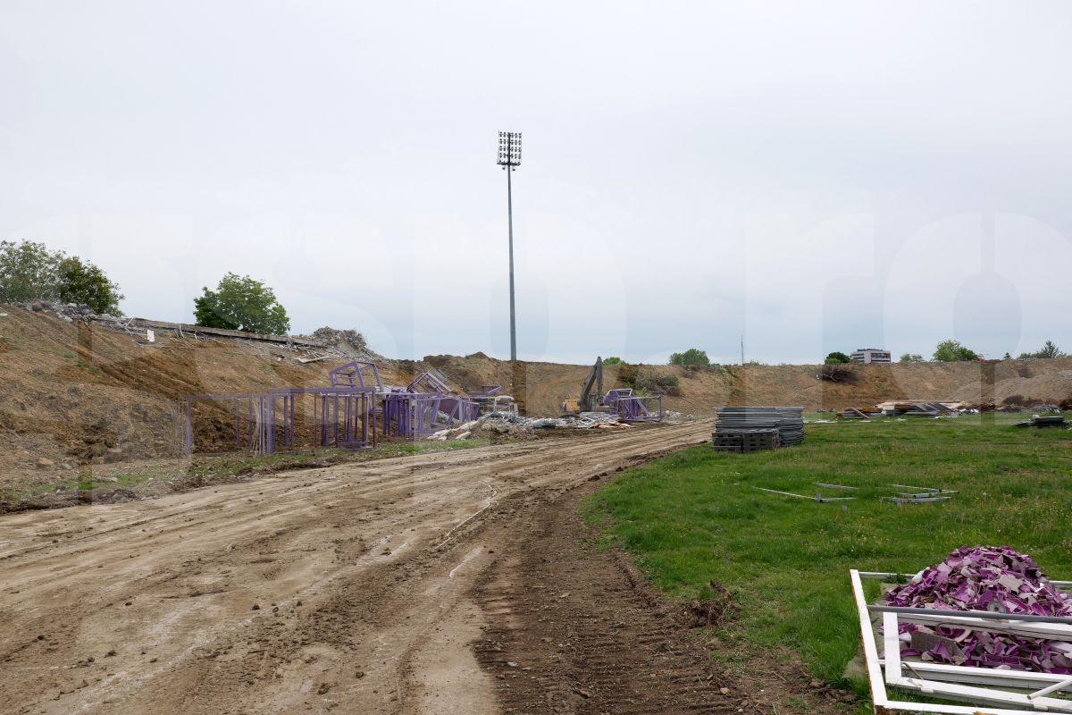 Vizită GSP pe șantierul de pe „Dan Păltinișanu” » Printre ruinele de pe „Monumentalul” violet: așa arată azi arena lui Poli Timișoara