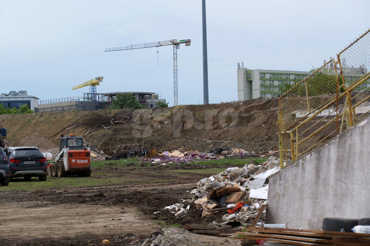 Vizită GSP pe șantierul de pe „Dan Păltinișanu” » Printre ruinele de pe „Monumentalul” violet: așa arată azi arena lui Poli Timișoara