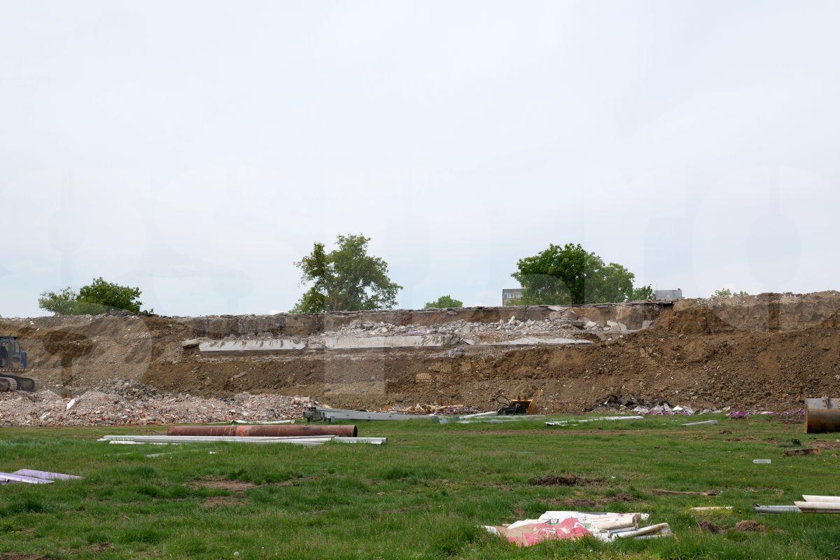 Vizită GSP pe șantierul de pe „Dan Păltinișanu” » Printre ruinele de pe „Monumentalul” violet: așa arată azi arena lui Poli Timișoara
