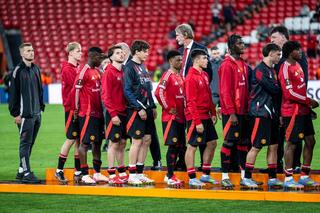 Daună totală! Anunț apocaliptic: Manchester United a pus toată echipa pe lista de transferuri!