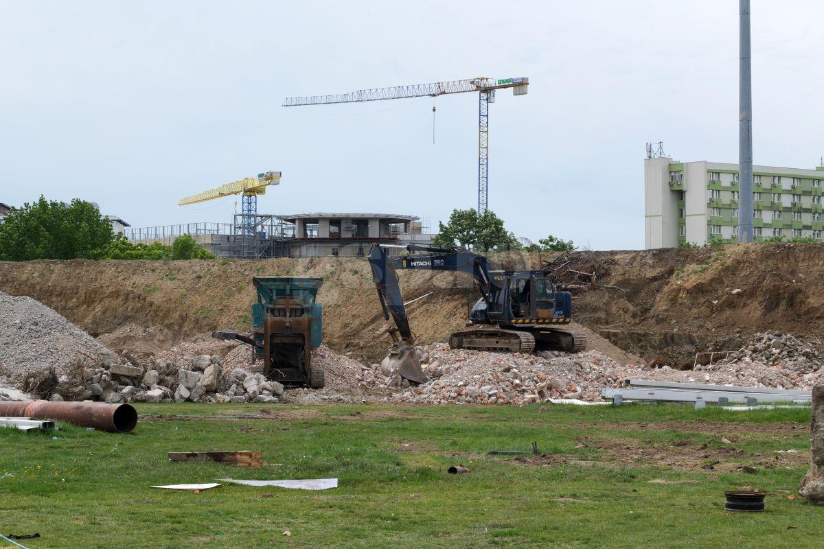 Vizită GSP pe șantierul de pe „Dan Păltinișanu” » Printre ruinele de pe „Monumentalul” violet: așa arată azi arena lui Poli Timișoara