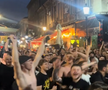 Fanii lui Max Korzh în centrul Bucureștiului / Foto: captură de ecran
