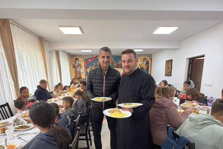 Mircea Lucescu a fost pomenit de 40 de zile // foto: Facebook Florin Danu