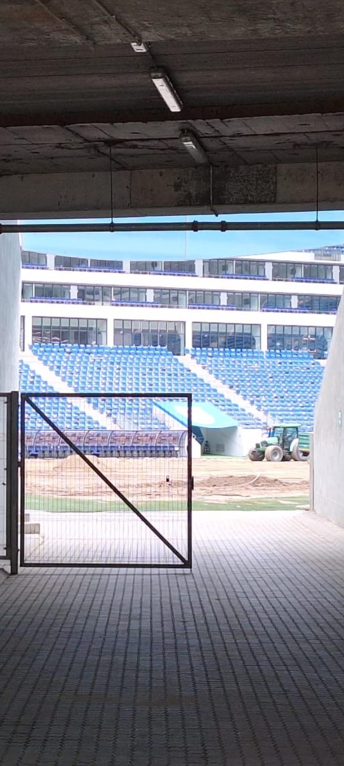 Au intrat utilajele pe stadion imediat după „finala” de titlu din Superliga » „Oblemenco” va fi modernizat