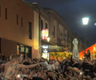 Fanii lui Max Korzh în centrul Bucureștiului / Foto: captură de ecran