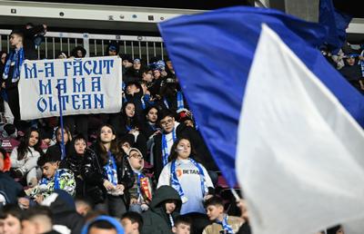 „Din tată-n fiu” la Craiova, cifre impresionante! Proiectul prin care aproape 50.000 de elevi au susținut noua campioană