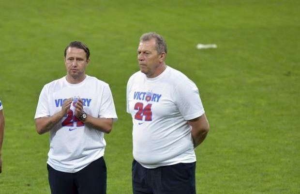 FCSB. Laurențiu Reghecampf îi răspunde lui Duckadam: „Eu nu-mi plâng de milă la TV!”