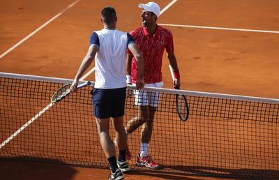 Al treilea tenisman care a participat la turneul lui Djokovic are coronavirus » Și soția lui s-a infectat