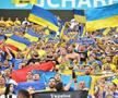 Ucraineanul Dmitro Levcenko din Cernăuți și-a adus copilul de o lună și 3 zile, Levko, pe Arena Națională, la meciul dintre Ucraina și Austria, scor 0-1, și a fost lăsat cu toba abia după intervenția președintelui federației.