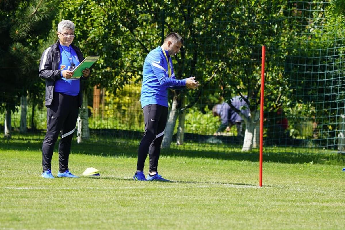 Hagi a condus primul antrenament la Farul » Noul transfer a ajuns deja în cantonament