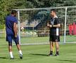 Apariție-surpriză la antrenamentul lui Mutu: cine e fotbalistul misterios care ar putea semna cu FCU Craiova