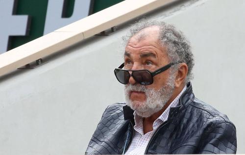 Ion Țiriac (82 de ani) a dat un nou tun financiar. A vândut cu 15 milioane de euro un teren de 2 ha pe malul Lacului Tei, în București.