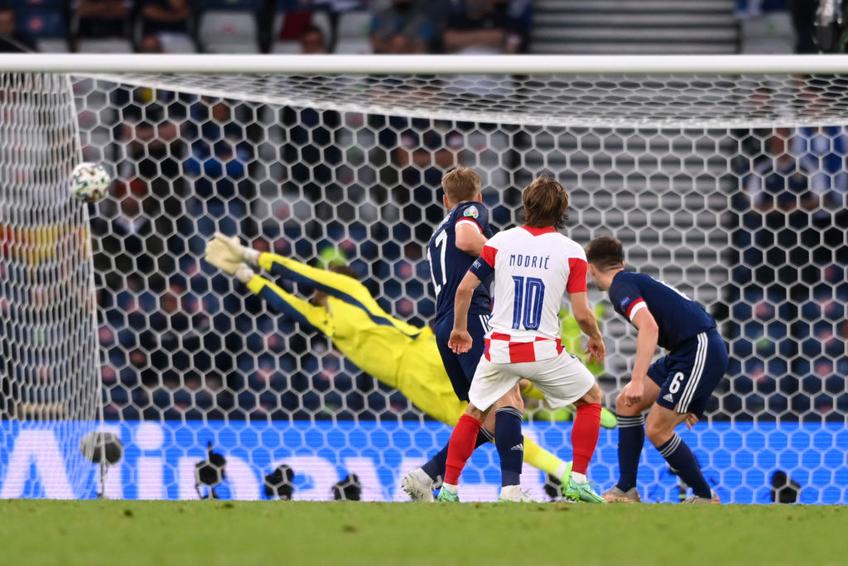 EURO 2020. În minutul 62 al meciului Croația - Scoția, la 1-1, Luka Modric (35 de ani) a reușit o superexecuție!